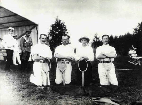 Emperor Nicholas II after tennis game 1910 Теннис   игра которая возникла еще в XII веке